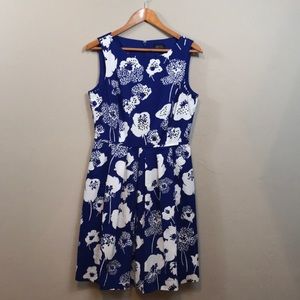 Tahari blue floral alone sleeveless dress